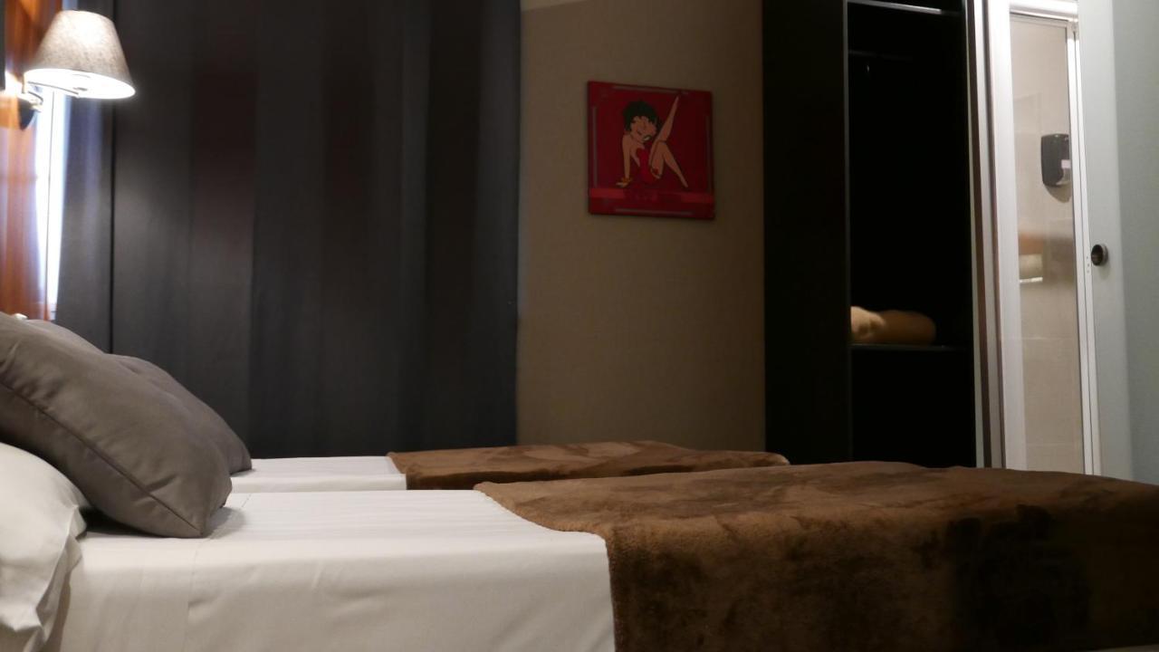 Hostal Don Pedro Madrid Ngoại thất bức ảnh